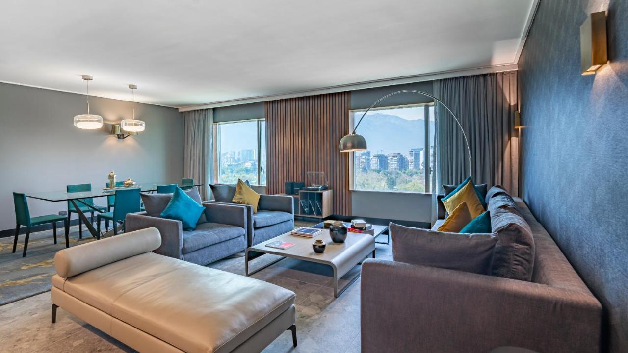 Pullman Santiago Vitacura Экстерьер фото A suite at the hotel