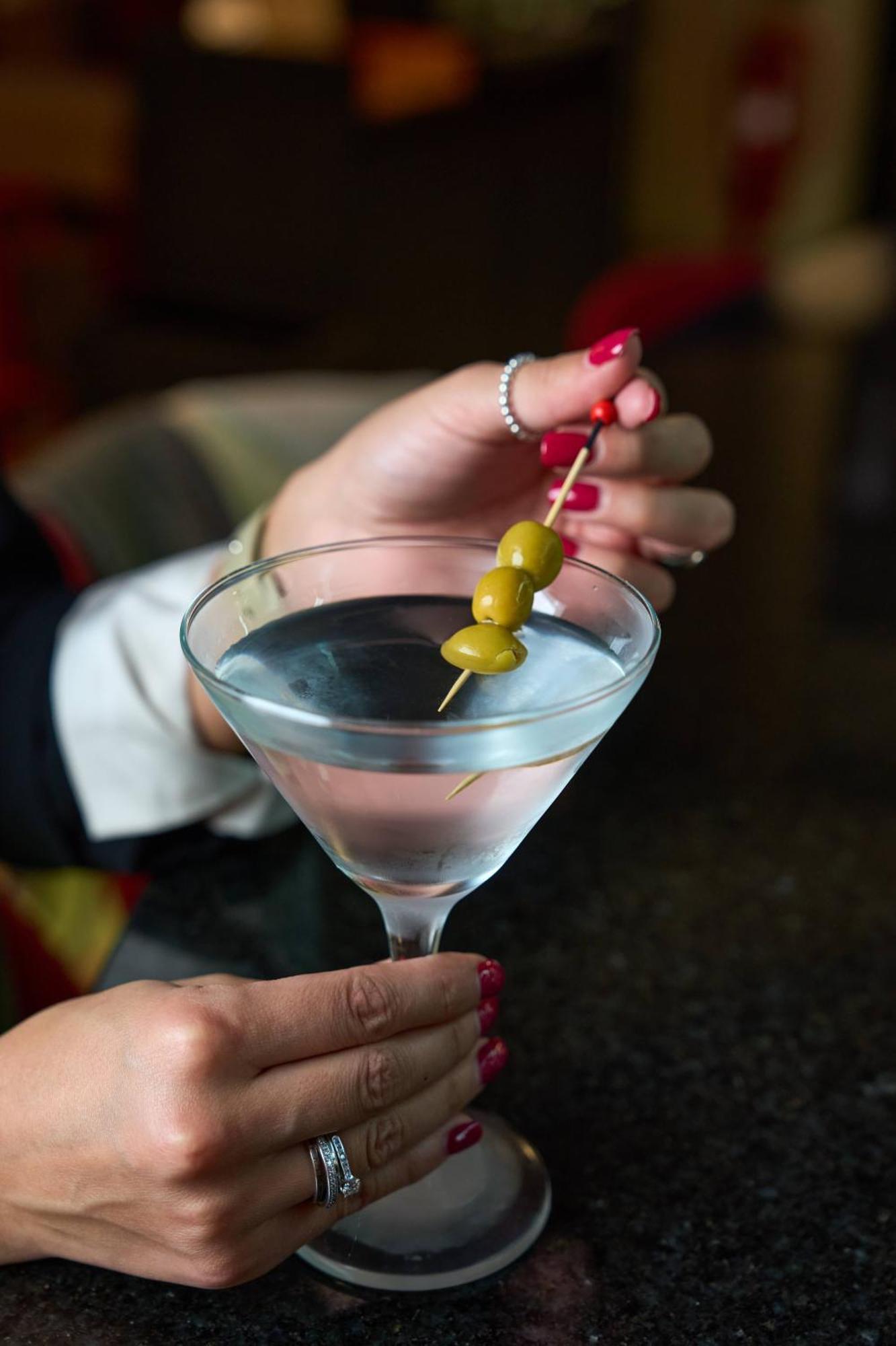 Pullman Santiago Vitacura Экстерьер фото A dry martini