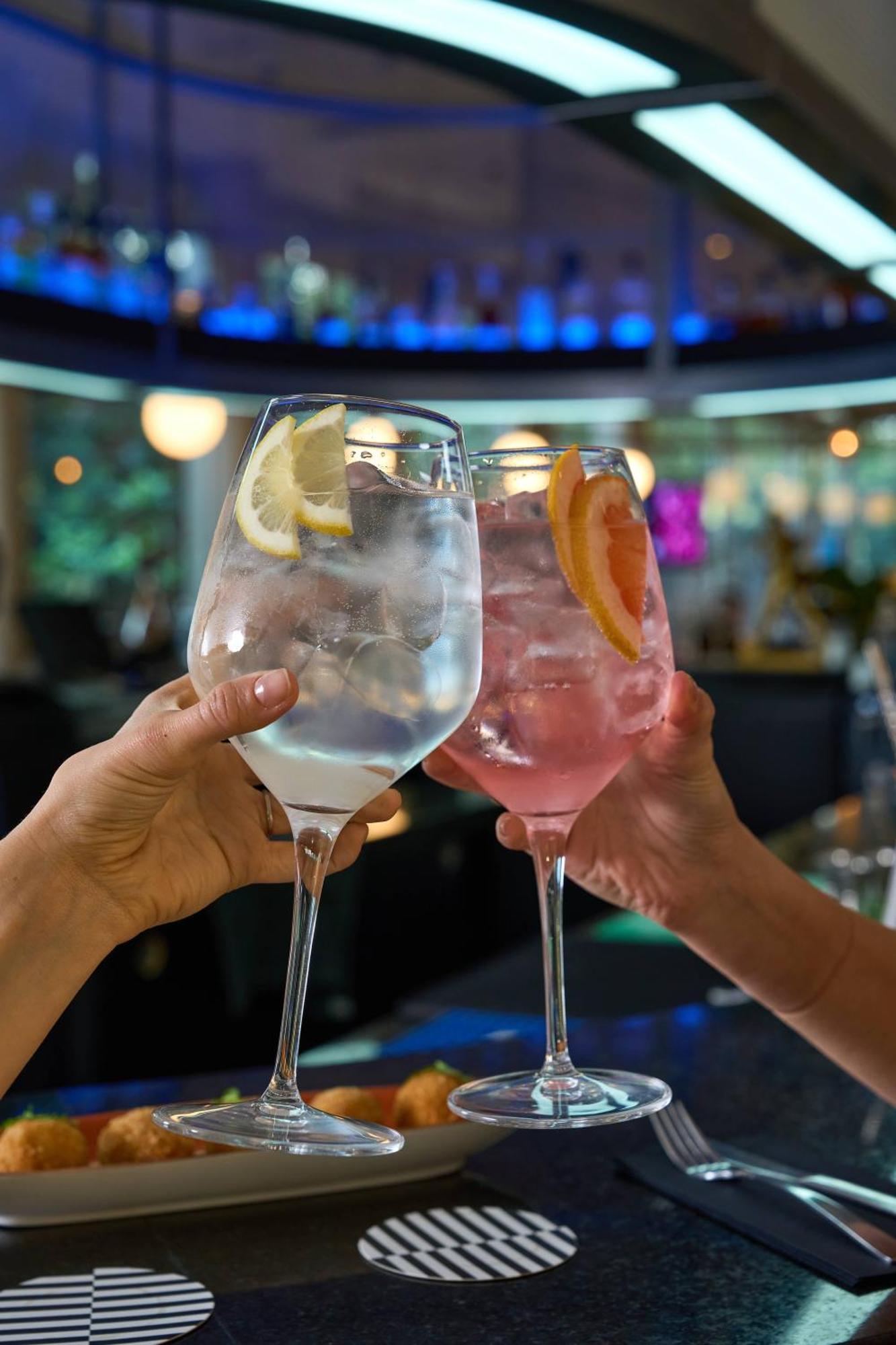 Pullman Santiago Vitacura Экстерьер фото Prosecco Spritz